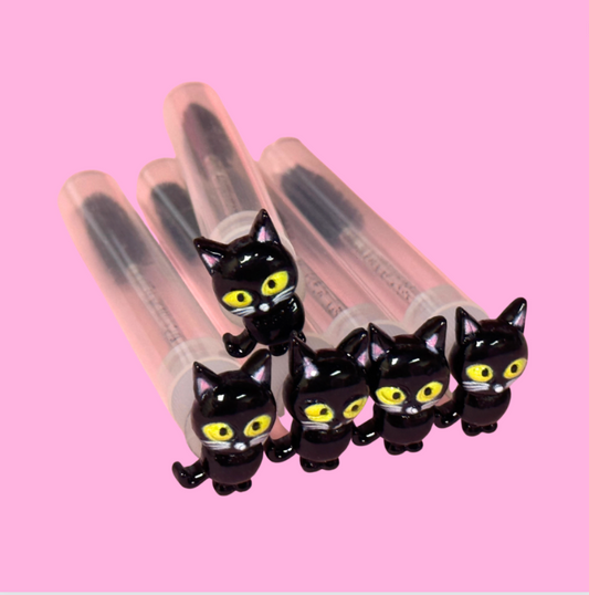 Cat Glitter Eyelash Wands with Cover