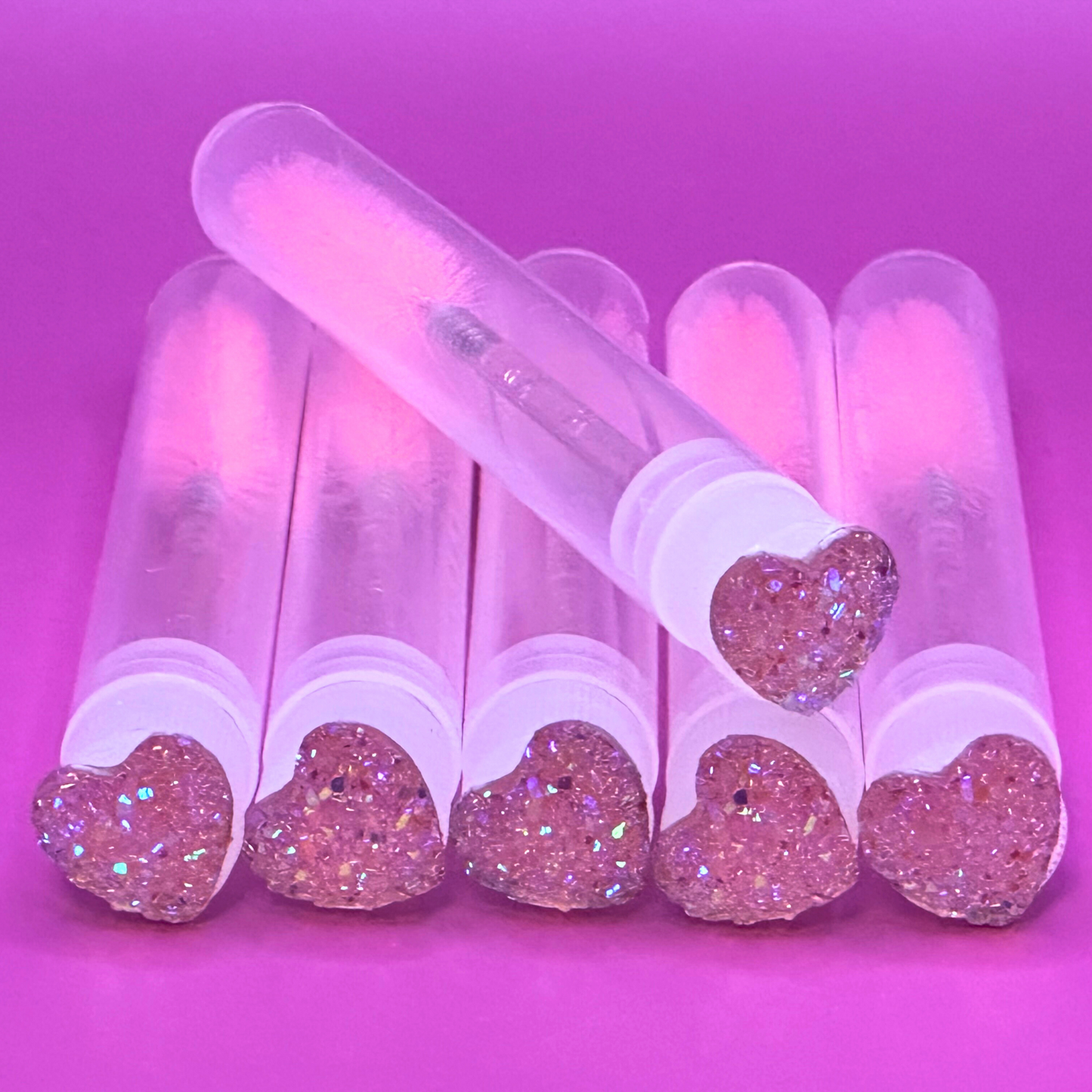 Glitter Eyelash Wands with Cover - Light pink glittery heart