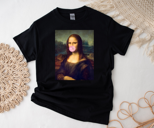 sweatshirt or t-shirt - Mona Lisa with bubble gum & lashes