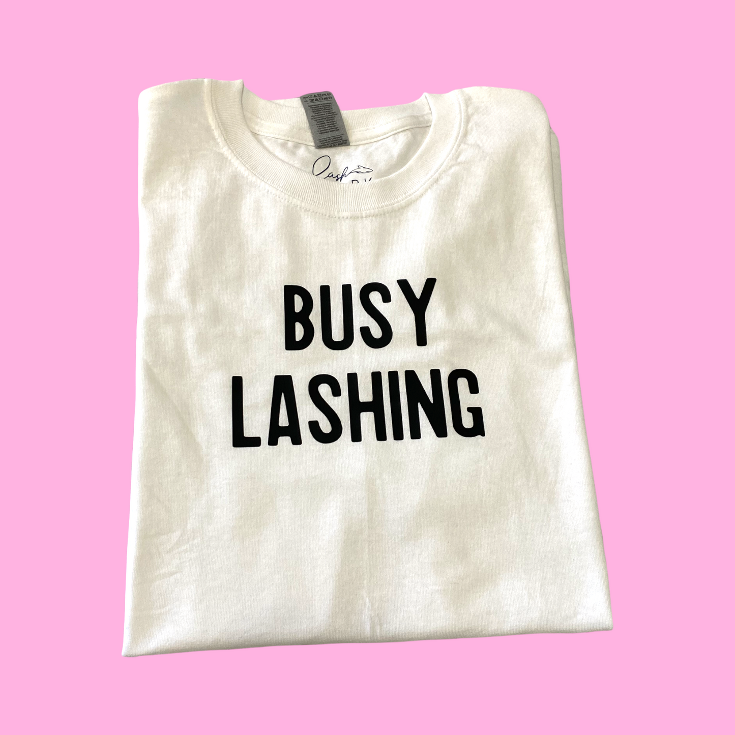 T-SHIRT - BUSY LASHING ( relaxed fit )