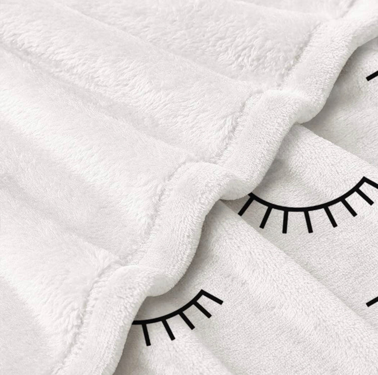 40x50” Eyelash Print Throw Blanket